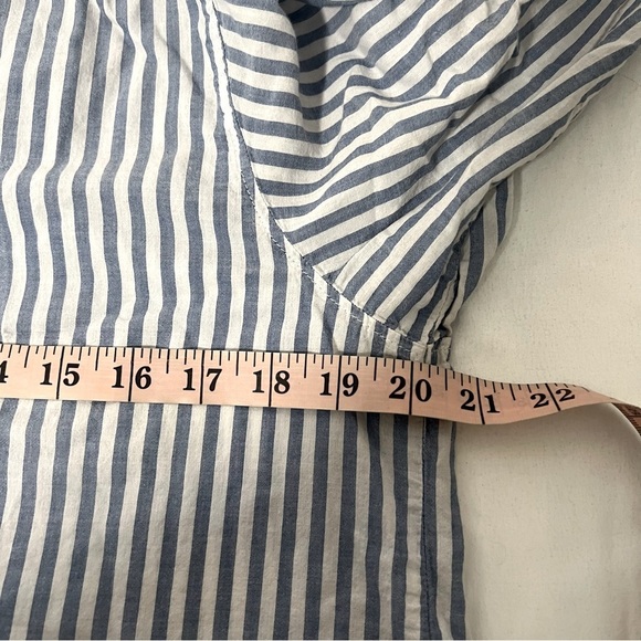 H&M Womens Size 4 Blue & White Striped Long Sleeve Button Up Shirt Casual - Picture 10 of 11